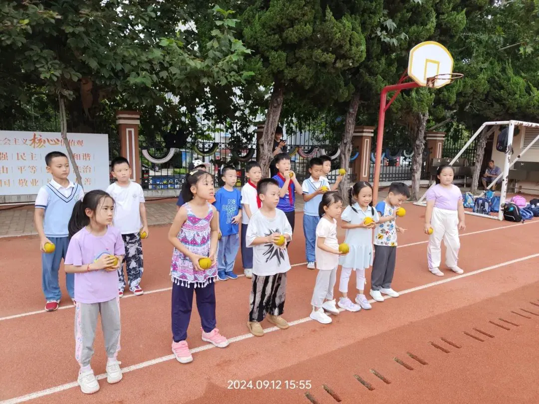 大学篮球队员如何从友谊赛中受益_0